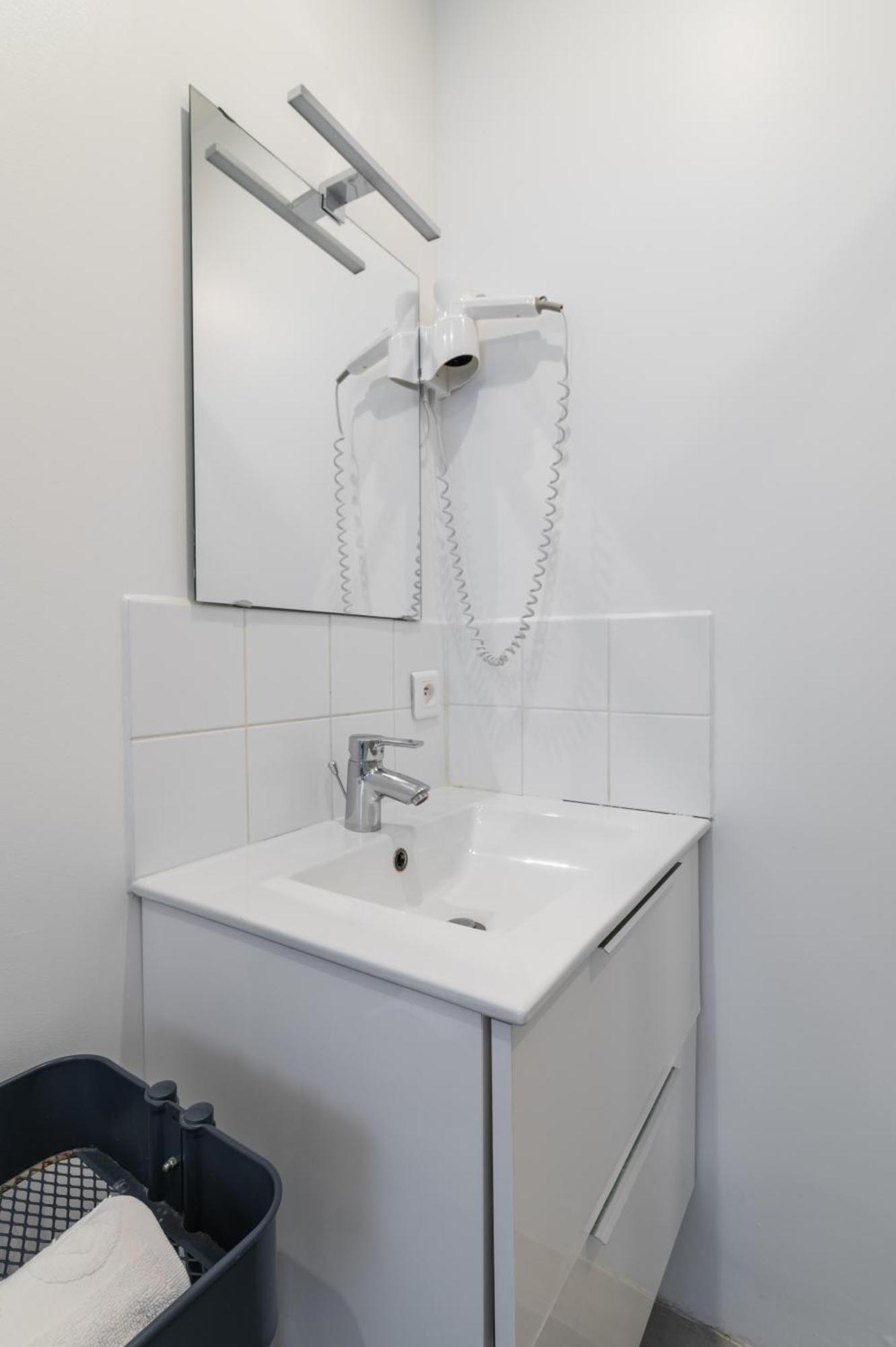 Charmant Appartement Calme Place Du Trocadero - 4P - Flat-Guest Paris Eksteriør billede
